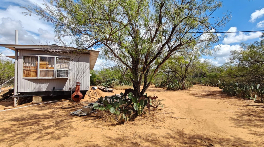 362 Los Huisaches Rd., Laredo, Texas 78041, ,Land,For Sale,362 Los Huisaches Rd.,20254688