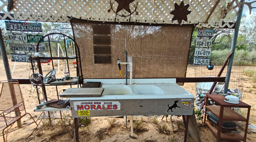 362 Los Huisaches Rd., Laredo, Texas 78041, ,Land,For Sale,362 Los Huisaches Rd.,20254688