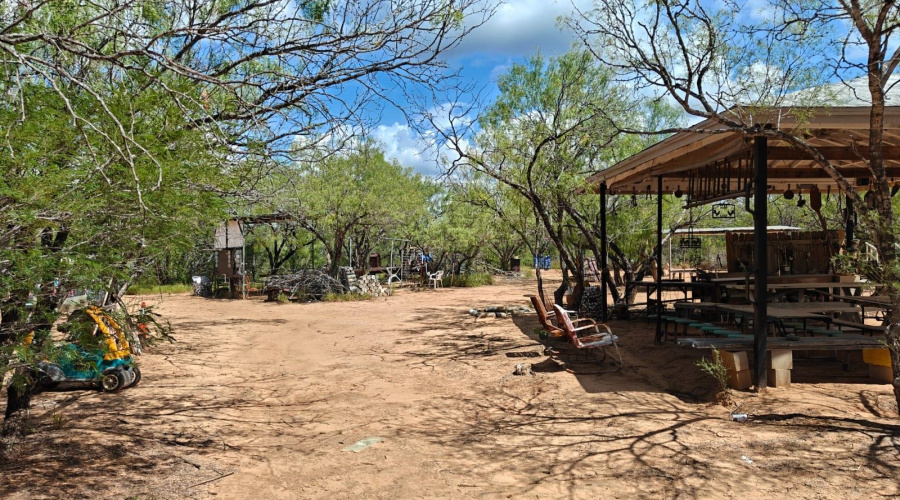 362 Los Huisaches Rd., Laredo, Texas 78041, ,Land,For Sale,362 Los Huisaches Rd.,20254688