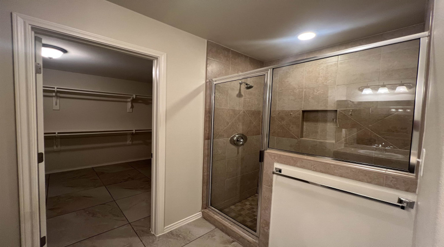 815 Bartolome Ln, Laredo, Texas 78043-9999, 4 Bedrooms Bedrooms, 7 Rooms Rooms,2 BathroomsBathrooms,Residential,For Rent,815 Bartolome Ln,20254686