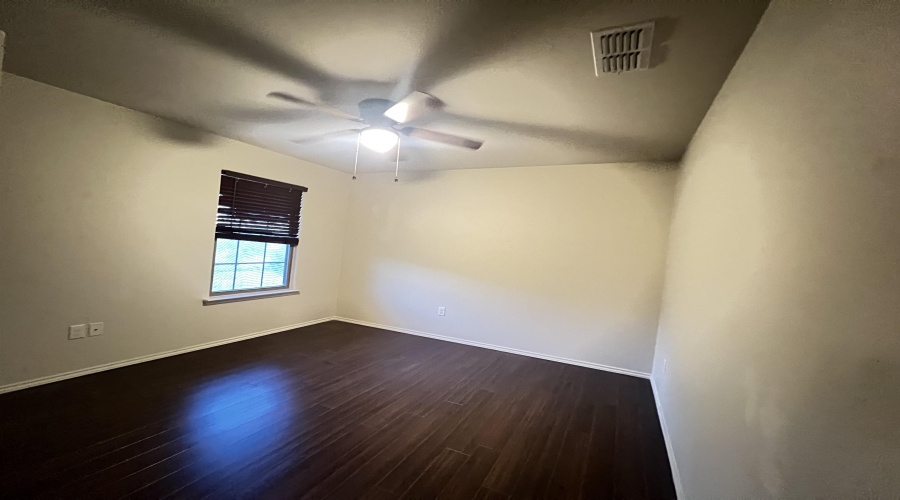 815 Bartolome Ln, Laredo, Texas 78043-9999, 4 Bedrooms Bedrooms, 7 Rooms Rooms,2 BathroomsBathrooms,Residential,For Rent,815 Bartolome Ln,20254686