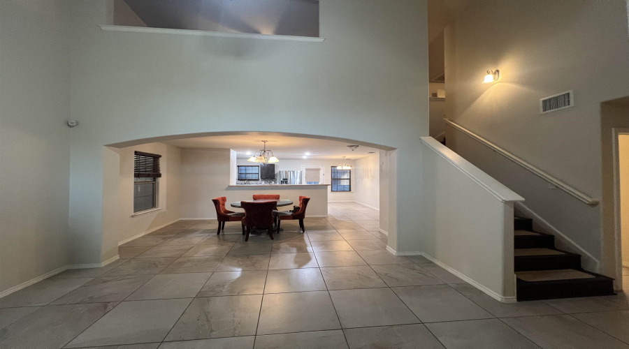 815 Bartolome Ln, Laredo, Texas 78043-9999, 4 Bedrooms Bedrooms, 7 Rooms Rooms,2 BathroomsBathrooms,Residential,For Rent,815 Bartolome Ln,20254686