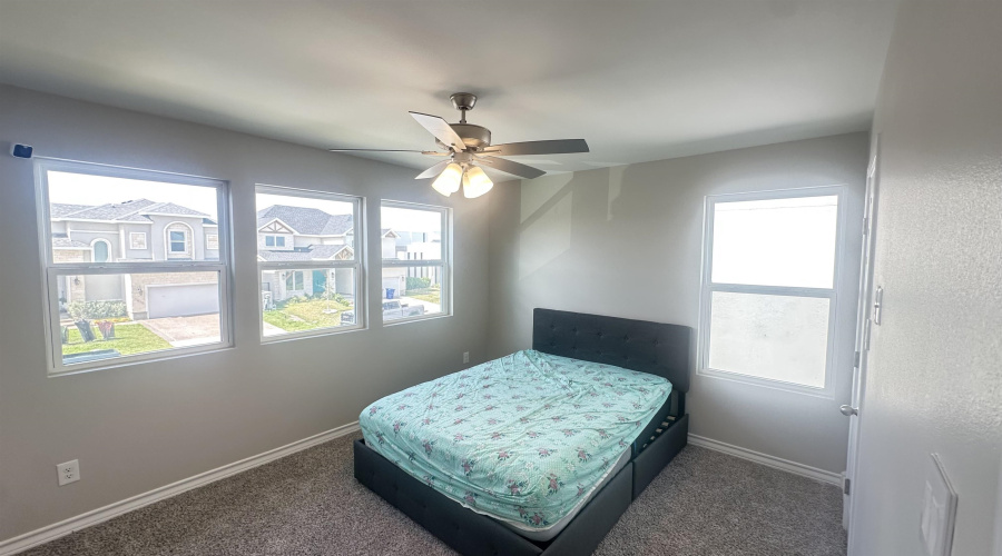 1613 Ocaso Dr., Laredo, Texas 78045, 4 Bedrooms Bedrooms, 8 Rooms Rooms,2 BathroomsBathrooms,Residential,For Rent,1613 Ocaso Dr.,20254690