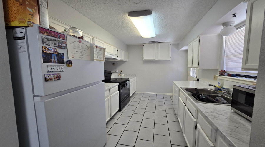 303 Wyoming St, Laredo, Texas 78041, 4 Bedrooms Bedrooms, 6 Rooms Rooms,2 BathroomsBathrooms,Residential,For Sale,303 Wyoming St,20254691