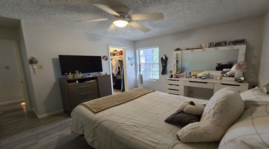 303 Wyoming St, Laredo, Texas 78041, 4 Bedrooms Bedrooms, 6 Rooms Rooms,2 BathroomsBathrooms,Residential,For Sale,303 Wyoming St,20254691