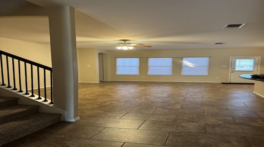 313 Sabal Loop, Laredo, Texas 78045, 4 Bedrooms Bedrooms, 7 Rooms Rooms,2 BathroomsBathrooms,Residential,For Sale,313 Sabal Loop,20254692