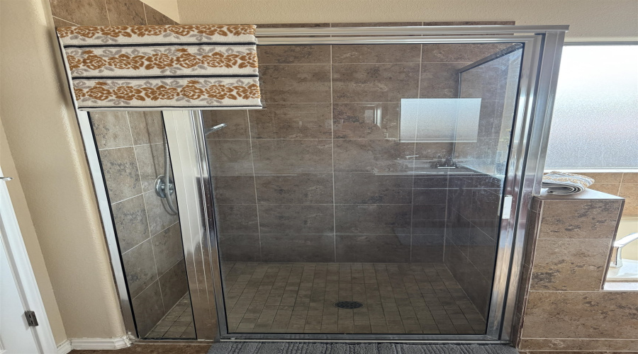 313 Sabal Loop, Laredo, Texas 78045, 4 Bedrooms Bedrooms, 7 Rooms Rooms,2 BathroomsBathrooms,Residential,For Sale,313 Sabal Loop,20254692