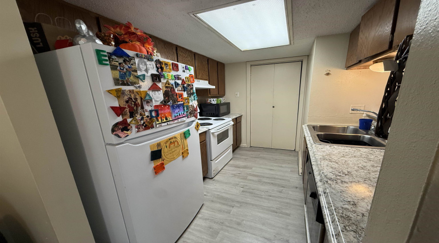 100 Hillside Rd, LAREDO, Texas 78041, 1 Bedroom Bedrooms, 3 Rooms Rooms,1 BathroomBathrooms,Residential,For Sale,100 Hillside Rd,20254695