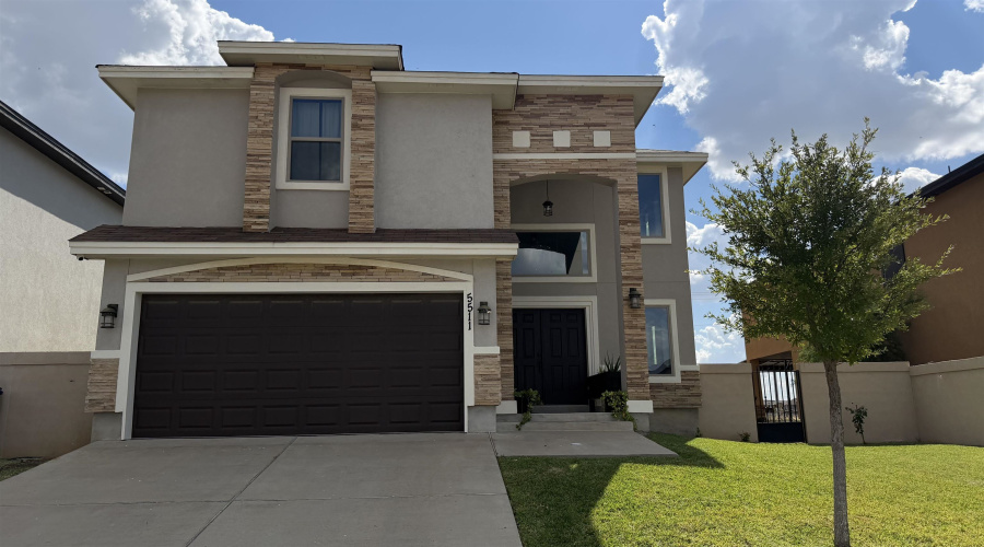 5511 Belmont Dr., Laredo, Texas 78046, 3 Bedrooms Bedrooms, 6 Rooms Rooms,2 BathroomsBathrooms,Residential,For Sale,5511 Belmont Dr.,20254697
