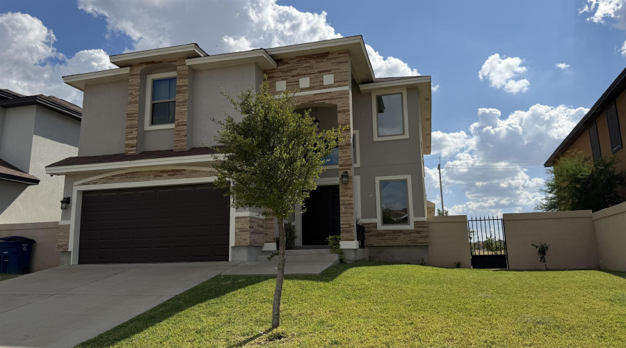 5511 Belmont Dr., Laredo, Texas 78046, 3 Bedrooms Bedrooms, 6 Rooms Rooms,2 BathroomsBathrooms,Residential,For Sale,5511 Belmont Dr.,20254697