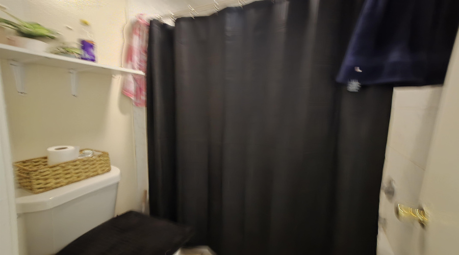 100 Hillside Rd, LAREDO, Texas 78041, 2 Bedrooms Bedrooms, 3 Rooms Rooms,1 BathroomBathrooms,Residential,For Sale,100 Hillside Rd,20254698