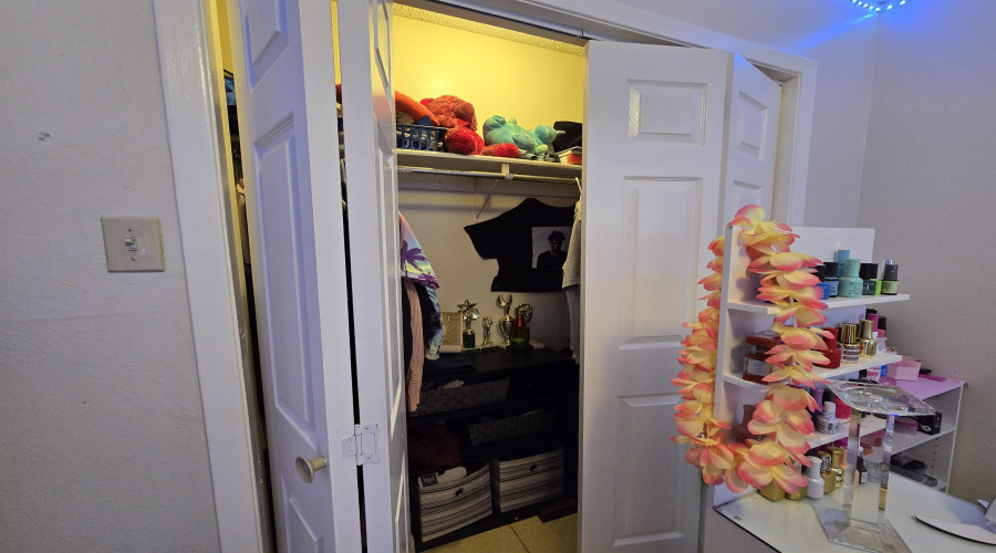 100 Hillside Rd, LAREDO, Texas 78041, 2 Bedrooms Bedrooms, 3 Rooms Rooms,1 BathroomBathrooms,Residential,For Sale,100 Hillside Rd,20254698