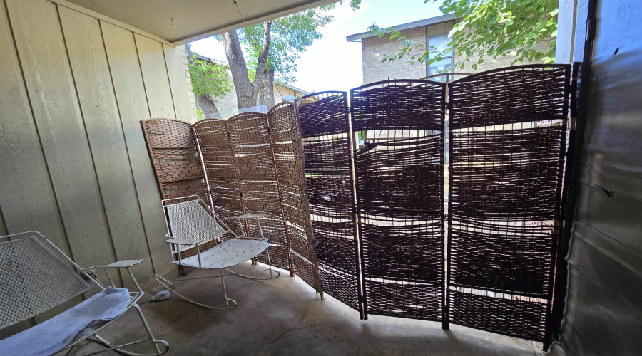 100 Hillside Rd, LAREDO, Texas 78041, 1 Bedroom Bedrooms, 3 Rooms Rooms,1 BathroomBathrooms,Residential,For Sale,100 Hillside Rd,20254699