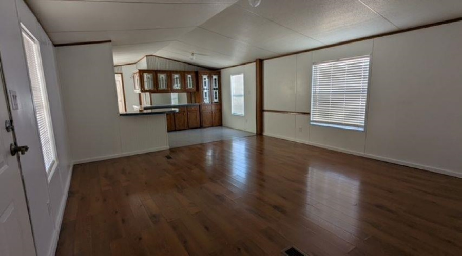 6406 Cereus Ct, Laredo, Texas 78043, 3 Bedrooms Bedrooms, 6 Rooms Rooms,2 BathroomsBathrooms,Residential,For Sale,6406 Cereus Ct,20254701