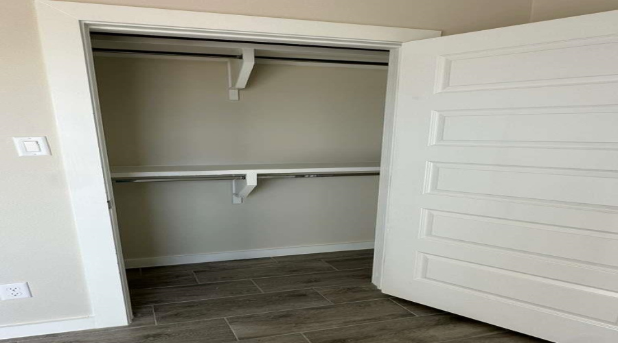 5318 Galicia Lane, LAREDO, Texas 78046, 3 Bedrooms Bedrooms, 4 Rooms Rooms,2 BathroomsBathrooms,Residential,For Sale,5318 Galicia Lane,20254702