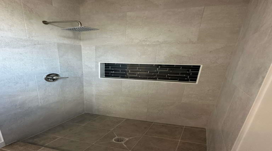 5318 Galicia Lane, LAREDO, Texas 78046, 3 Bedrooms Bedrooms, 4 Rooms Rooms,2 BathroomsBathrooms,Residential,For Sale,5318 Galicia Lane,20254702