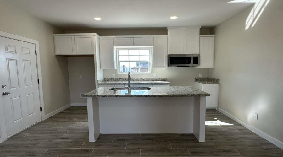 5318 Galicia Lane, LAREDO, Texas 78046, 3 Bedrooms Bedrooms, 4 Rooms Rooms,2 BathroomsBathrooms,Residential,For Sale,5318 Galicia Lane,20254702