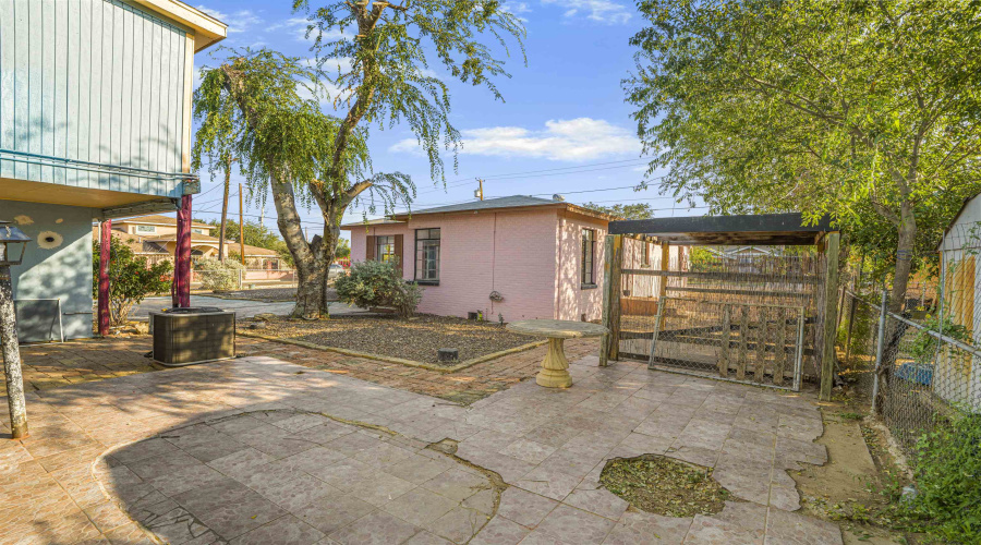 1820 Aldama St, Laredo, Texas 78043, 3 Bedrooms Bedrooms, 5 Rooms Rooms,1 BathroomBathrooms,Residential,For Rent,1820 Aldama St,20254703 1820 Aldama St, Laredo, Texas 78043, 3 Bedrooms Bedrooms, 5 Rooms Rooms,1 BathroomBathrooms,Residential,For Rent,1820 Aldama St,20254703