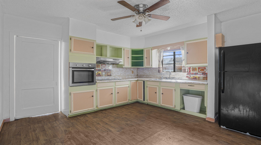 1820 Aldama St, Laredo, Texas 78043, 3 Bedrooms Bedrooms, 5 Rooms Rooms,1 BathroomBathrooms,Residential,For Rent,1820 Aldama St,20254703 1820 Aldama St, Laredo, Texas 78043, 3 Bedrooms Bedrooms, 5 Rooms Rooms,1 BathroomBathrooms,Residential,For Rent,1820 Aldama St,20254703