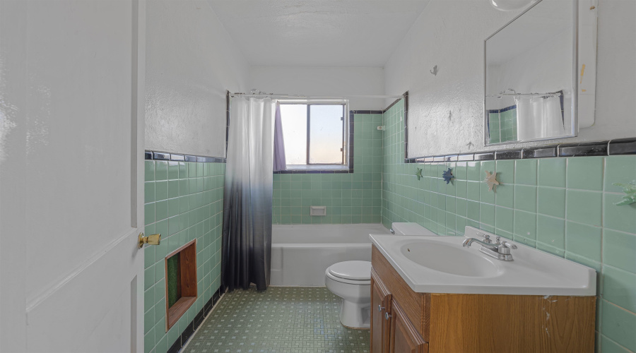 1820 Aldama St, Laredo, Texas 78043, 3 Bedrooms Bedrooms, 5 Rooms Rooms,1 BathroomBathrooms,Residential,For Rent,1820 Aldama St,20254703 1820 Aldama St, Laredo, Texas 78043, 3 Bedrooms Bedrooms, 5 Rooms Rooms,1 BathroomBathrooms,Residential,For Rent,1820 Aldama St,20254703
