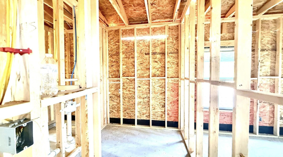 6005 Heather Loop, Laredo, Texas 78045, 3 Bedrooms Bedrooms, 5 Rooms Rooms,2 BathroomsBathrooms,Residential,For Sale,6005 Heather Loop,20254706