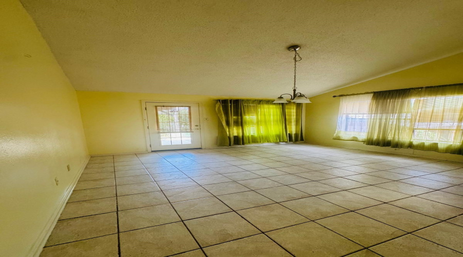 1004 Clark Blvd, laredo, Texas 78040, 4 Bedrooms Bedrooms, 6 Rooms Rooms,3 BathroomsBathrooms,Residential,For Rent,1004 Clark Blvd,20254708 1004 Clark Blvd, laredo, Texas 78040, 4 Bedrooms Bedrooms, 6 Rooms Rooms,3 BathroomsBathrooms,Residential,For Rent,1004 Clark Blvd,20254708