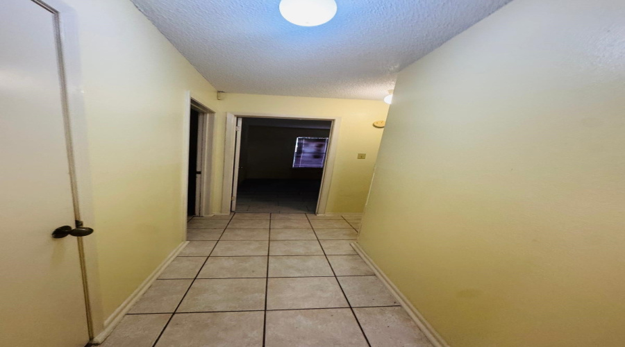 1004 Clark Blvd, laredo, Texas 78040, 4 Bedrooms Bedrooms, 6 Rooms Rooms,3 BathroomsBathrooms,Residential,For Rent,1004 Clark Blvd,20254708 1004 Clark Blvd, laredo, Texas 78040, 4 Bedrooms Bedrooms, 6 Rooms Rooms,3 BathroomsBathrooms,Residential,For Rent,1004 Clark Blvd,20254708