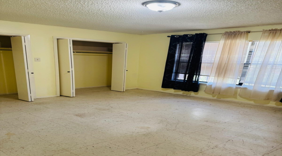 1004 Clark Blvd, laredo, Texas 78040, 4 Bedrooms Bedrooms, 6 Rooms Rooms,3 BathroomsBathrooms,Residential,For Rent,1004 Clark Blvd,20254708 1004 Clark Blvd, laredo, Texas 78040, 4 Bedrooms Bedrooms, 6 Rooms Rooms,3 BathroomsBathrooms,Residential,For Rent,1004 Clark Blvd,20254708