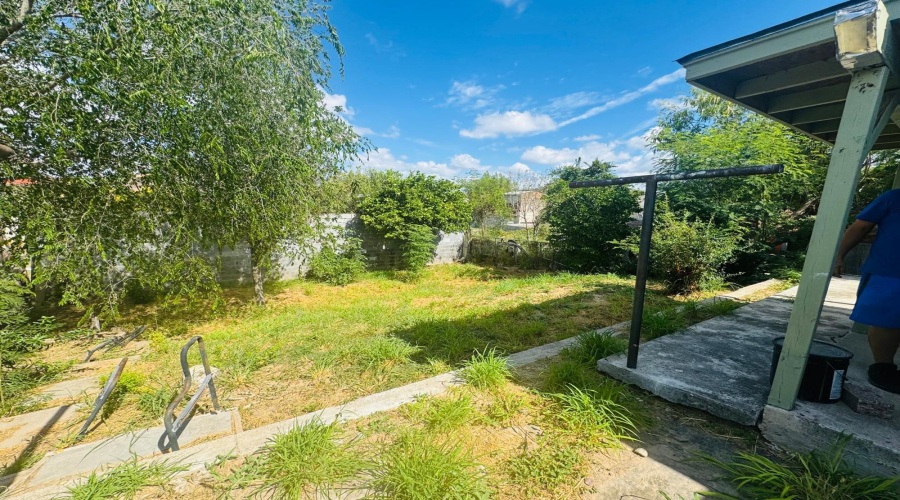 1004 Clark Blvd, laredo, Texas 78040, 4 Bedrooms Bedrooms, 6 Rooms Rooms,3 BathroomsBathrooms,Residential,For Rent,1004 Clark Blvd,20254708 1004 Clark Blvd, laredo, Texas 78040, 4 Bedrooms Bedrooms, 6 Rooms Rooms,3 BathroomsBathrooms,Residential,For Rent,1004 Clark Blvd,20254708