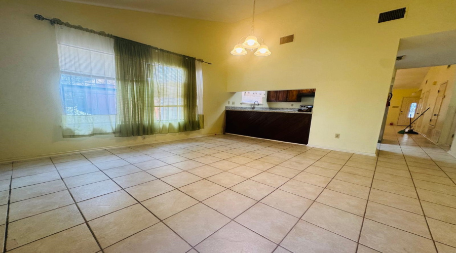 1004 Clark Blvd, laredo, Texas 78040, 4 Bedrooms Bedrooms, 6 Rooms Rooms,3 BathroomsBathrooms,Residential,For Rent,1004 Clark Blvd,20254708 1004 Clark Blvd, laredo, Texas 78040, 4 Bedrooms Bedrooms, 6 Rooms Rooms,3 BathroomsBathrooms,Residential,For Rent,1004 Clark Blvd,20254708