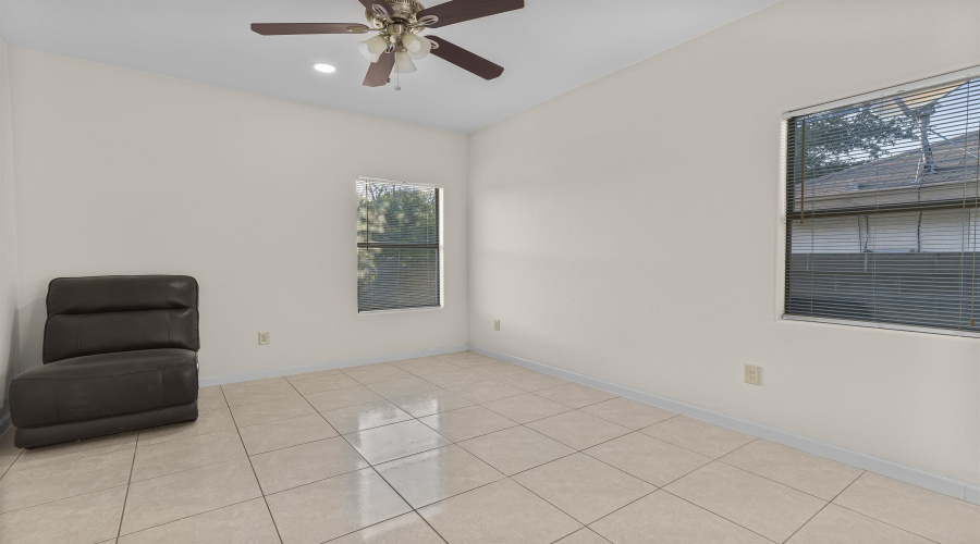 106 Yellow Oak Ave, laredo, Texas 78045, 3 Bedrooms Bedrooms, 7 Rooms Rooms,2 BathroomsBathrooms,Residential,For Sale,106 Yellow Oak Ave,20254710