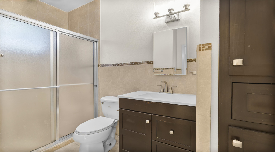 106 Yellow Oak Ave, laredo, Texas 78045, 3 Bedrooms Bedrooms, 7 Rooms Rooms,2 BathroomsBathrooms,Residential,For Sale,106 Yellow Oak Ave,20254710