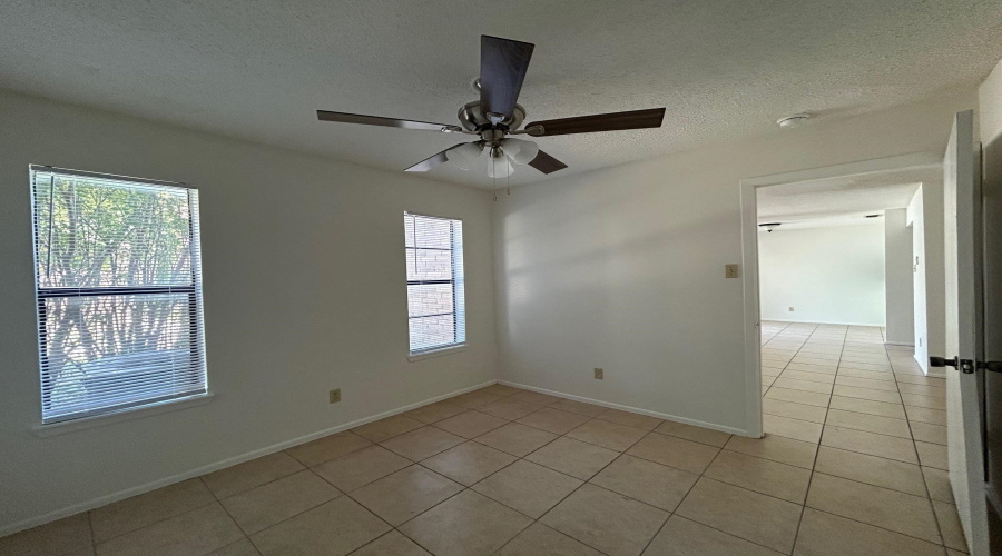 100 E Hillside Rd, Laredo, Texas 78041, 2 Bedrooms Bedrooms, 3 Rooms Rooms,1 BathroomBathrooms,Residential,For Rent,100 E Hillside Rd,20254712 100 E Hillside Rd, Laredo, Texas 78041, 2 Bedrooms Bedrooms, 3 Rooms Rooms,1 BathroomBathrooms,Residential,For Rent,100 E Hillside Rd,20254712