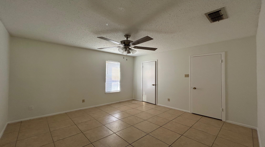 100 E Hillside Rd, Laredo, Texas 78041, 2 Bedrooms Bedrooms, 3 Rooms Rooms,1 BathroomBathrooms,Residential,For Rent,100 E Hillside Rd,20254712 100 E Hillside Rd, Laredo, Texas 78041, 2 Bedrooms Bedrooms, 3 Rooms Rooms,1 BathroomBathrooms,Residential,For Rent,100 E Hillside Rd,20254712