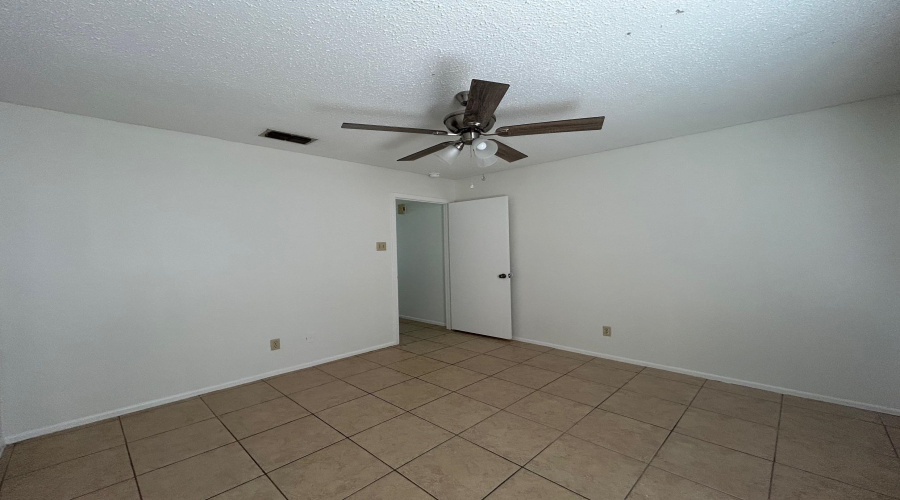 100 E Hillside Rd, Laredo, Texas 78041, 2 Bedrooms Bedrooms, 3 Rooms Rooms,1 BathroomBathrooms,Residential,For Rent,100 E Hillside Rd,20254712 100 E Hillside Rd, Laredo, Texas 78041, 2 Bedrooms Bedrooms, 3 Rooms Rooms,1 BathroomBathrooms,Residential,For Rent,100 E Hillside Rd,20254712