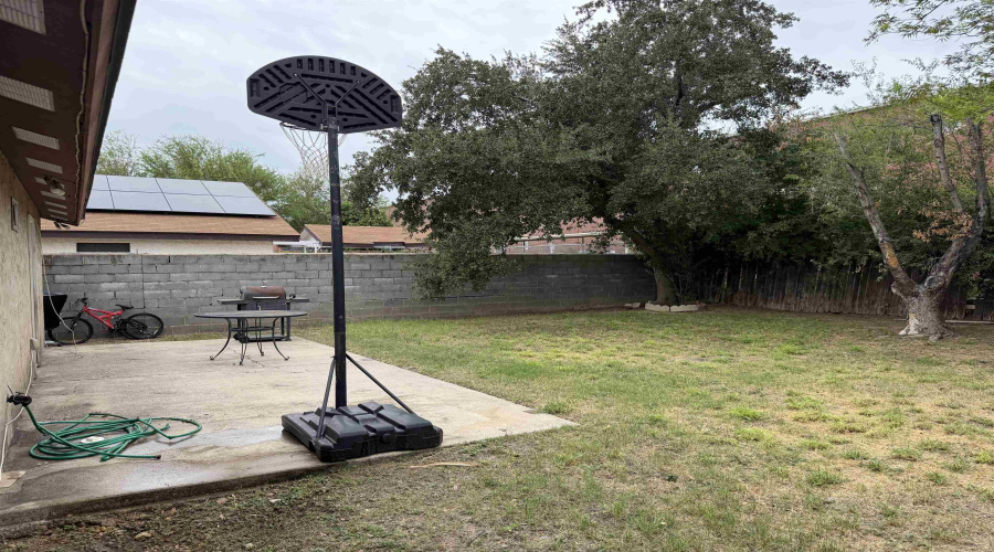 204 Northpoint Dr, Laredo, Texas 78041, 3 Bedrooms Bedrooms, 5 Rooms Rooms,2 BathroomsBathrooms,Residential,For Rent,204 Northpoint Dr,20254719