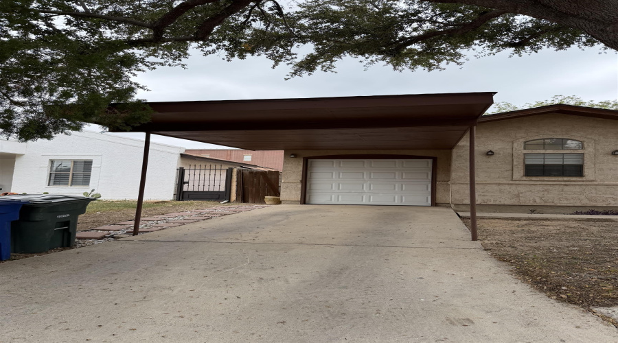 204 Northpoint Dr, Laredo, Texas 78041, 3 Bedrooms Bedrooms, 5 Rooms Rooms,2 BathroomsBathrooms,Residential,For Rent,204 Northpoint Dr,20254719