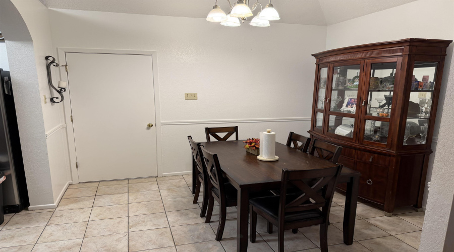 204 Northpoint Dr, Laredo, Texas 78041, 3 Bedrooms Bedrooms, 5 Rooms Rooms,2 BathroomsBathrooms,Residential,For Rent,204 Northpoint Dr,20254719