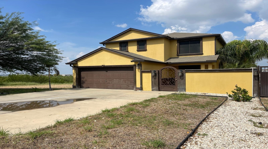 5402 Marlin Dr, LAREDO, Texas 78043, 4 Bedrooms Bedrooms, 6 Rooms Rooms,2 BathroomsBathrooms,Residential,For Sale,5402 Marlin Dr,20254723