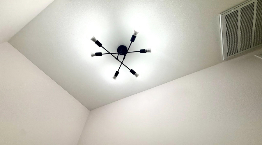 5808 Tavo Dr., Laredo, Texas 78045, 3 Bedrooms Bedrooms, 5 Rooms Rooms,2 BathroomsBathrooms,Residential,For Sale,5808 Tavo Dr.,20254724