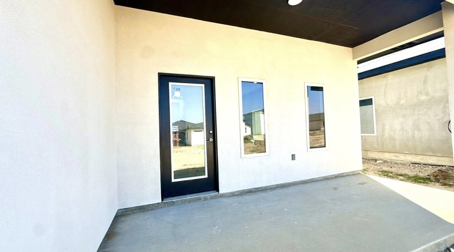 5808 Tavo Dr., Laredo, Texas 78045, 3 Bedrooms Bedrooms, 5 Rooms Rooms,2 BathroomsBathrooms,Residential,For Sale,5808 Tavo Dr.,20254724