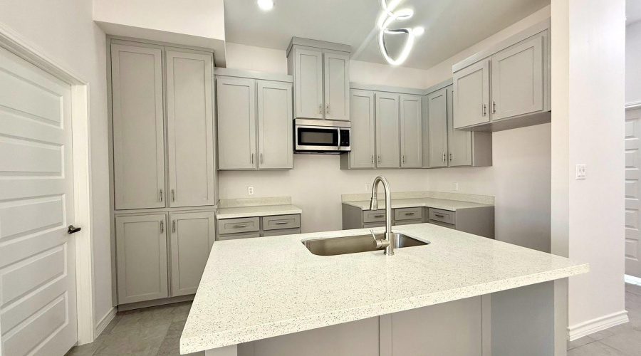 5808 Tavo Dr., Laredo, Texas 78045, 3 Bedrooms Bedrooms, 5 Rooms Rooms,2 BathroomsBathrooms,Residential,For Sale,5808 Tavo Dr.,20254724