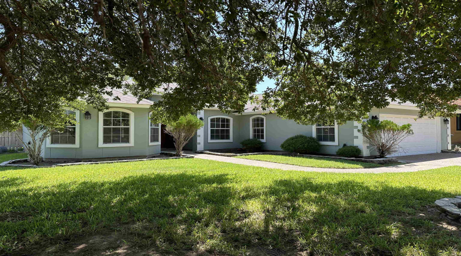 223 Oriole Ln, LAREDO, Texas 78045, 3 Bedrooms Bedrooms, 6 Rooms Rooms,2 BathroomsBathrooms,Residential,For Rent,223 Oriole Ln,20254726