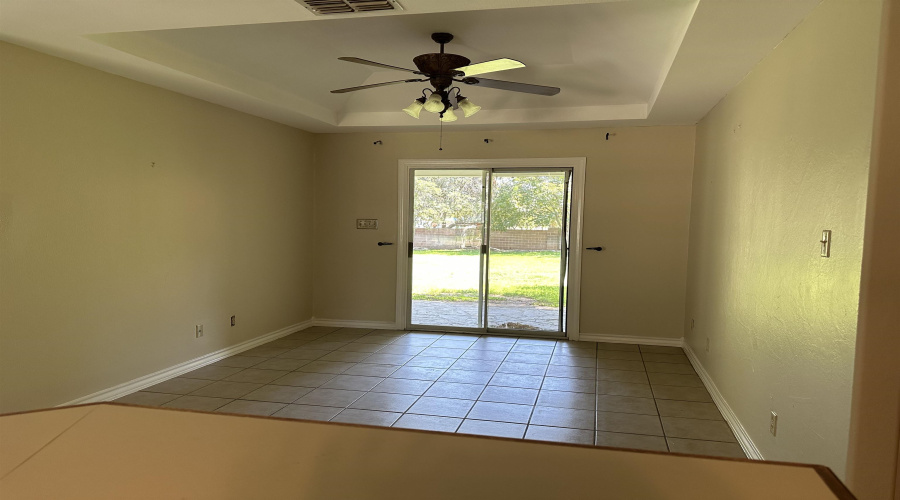 223 Oriole Ln, LAREDO, Texas 78045, 3 Bedrooms Bedrooms, 6 Rooms Rooms,2 BathroomsBathrooms,Residential,For Rent,223 Oriole Ln,20254726