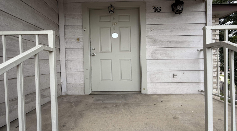 1206 International Blvd, Laredo, Texas 78045, 1 Bedroom Bedrooms, 2 Rooms Rooms,1 BathroomBathrooms,Residential,For Rent,1206 International Blvd,20254728