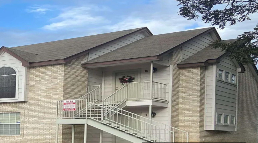 1206 International Blvd, Laredo, Texas 78045, 1 Bedroom Bedrooms, 2 Rooms Rooms,1 BathroomBathrooms,Residential,For Rent,1206 International Blvd,20254728