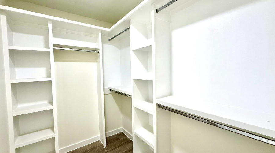 1639 Bilbao Dr., Laredo, Texas 78046, 3 Bedrooms Bedrooms, 5 Rooms Rooms,2 BathroomsBathrooms,Residential,For Sale,1639 Bilbao Dr.,20254730