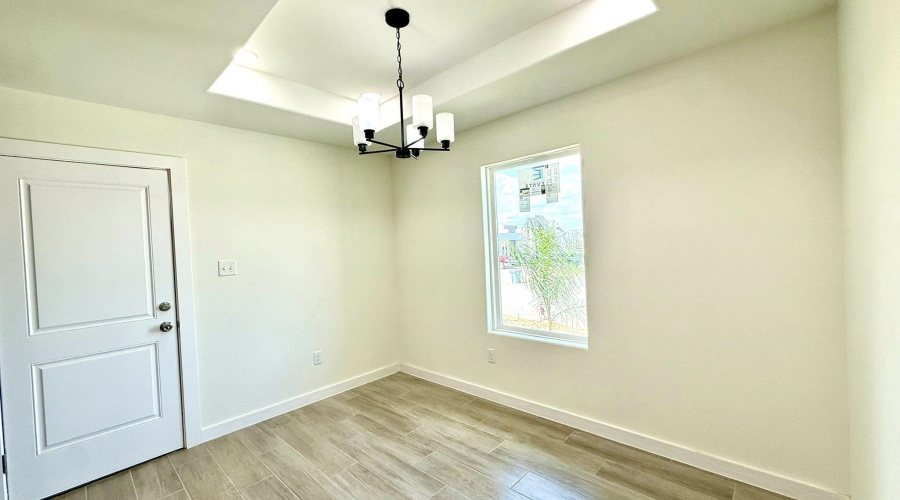 1639 Bilbao Dr., Laredo, Texas 78046, 3 Bedrooms Bedrooms, 5 Rooms Rooms,2 BathroomsBathrooms,Residential,For Sale,1639 Bilbao Dr.,20254730