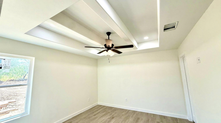 1639 Bilbao Dr., Laredo, Texas 78046, 3 Bedrooms Bedrooms, 5 Rooms Rooms,2 BathroomsBathrooms,Residential,For Sale,1639 Bilbao Dr.,20254730