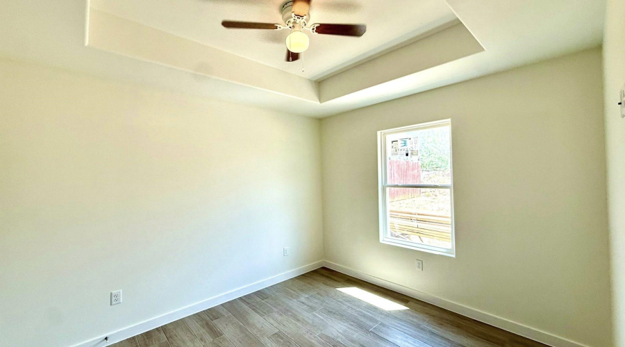 1639 Bilbao Dr., Laredo, Texas 78046, 3 Bedrooms Bedrooms, 5 Rooms Rooms,2 BathroomsBathrooms,Residential,For Sale,1639 Bilbao Dr.,20254730